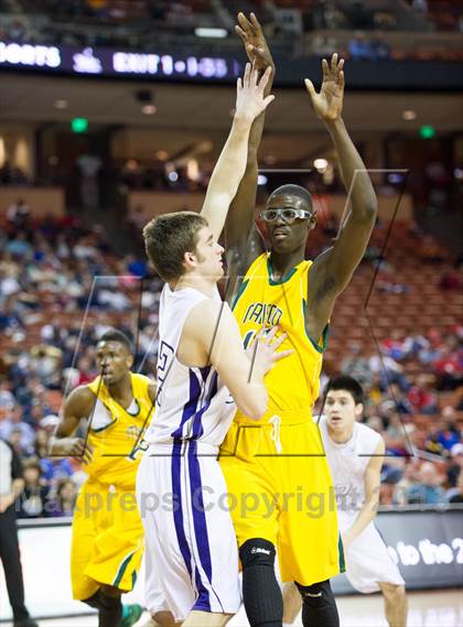 Thumbnail 2 in Wylie vs. Madison (UIL 3A Semifinal) photogallery.
