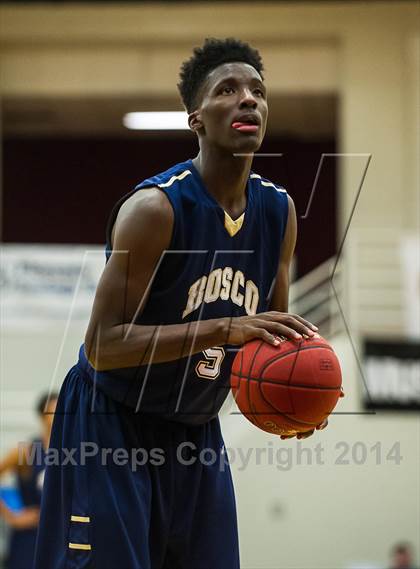 Thumbnail 3 in St. John Bosco vs. St. Frances Academy (Spalding Hoophall Classic) photogallery.