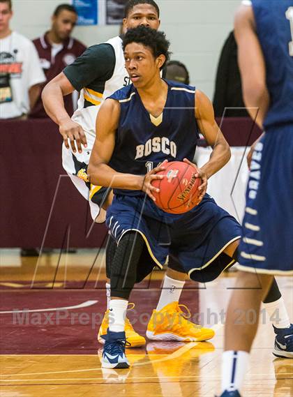 Thumbnail 2 in St. John Bosco vs. St. Frances Academy (Spalding Hoophall Classic) photogallery.