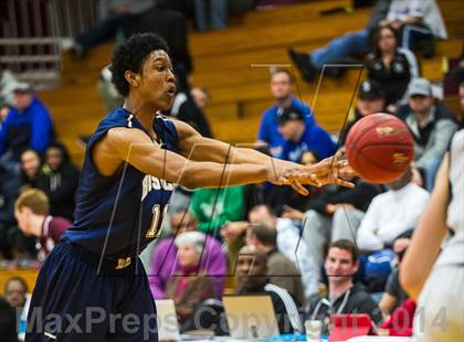 Thumbnail 2 in St. John Bosco vs. St. Frances Academy (Spalding Hoophall Classic) photogallery.