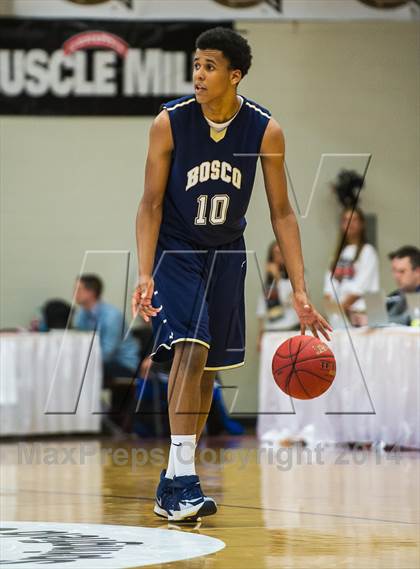 Thumbnail 1 in St. John Bosco vs. St. Frances Academy (Spalding Hoophall Classic) photogallery.
