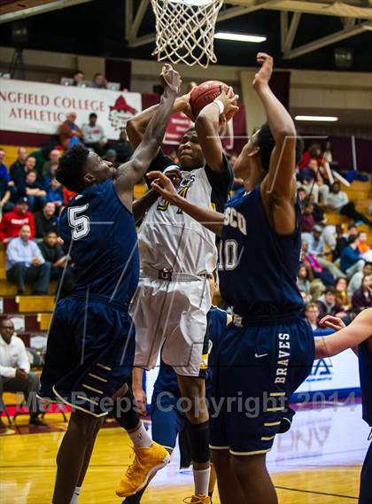 Thumbnail 2 in St. John Bosco vs. St. Frances Academy (Spalding Hoophall Classic) photogallery.