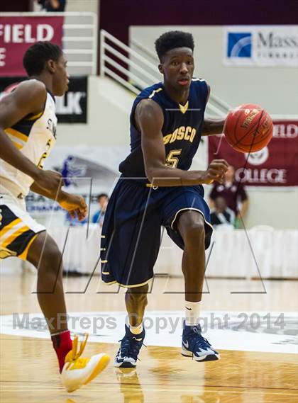 Thumbnail 2 in St. John Bosco vs. St. Frances Academy (Spalding Hoophall Classic) photogallery.