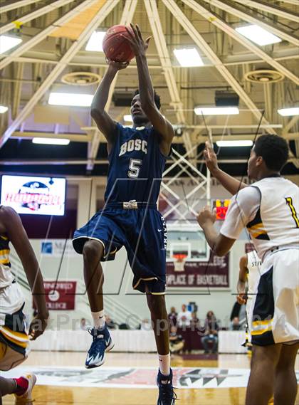 Thumbnail 1 in St. John Bosco vs. St. Frances Academy (Spalding Hoophall Classic) photogallery.