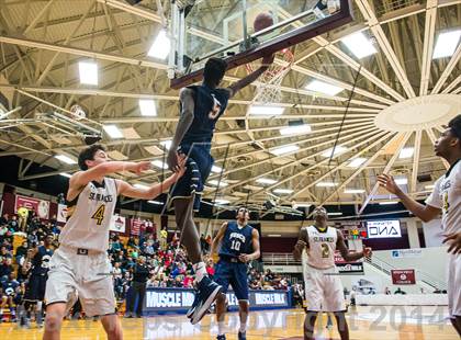 Thumbnail 3 in St. John Bosco vs. St. Frances Academy (Spalding Hoophall Classic) photogallery.