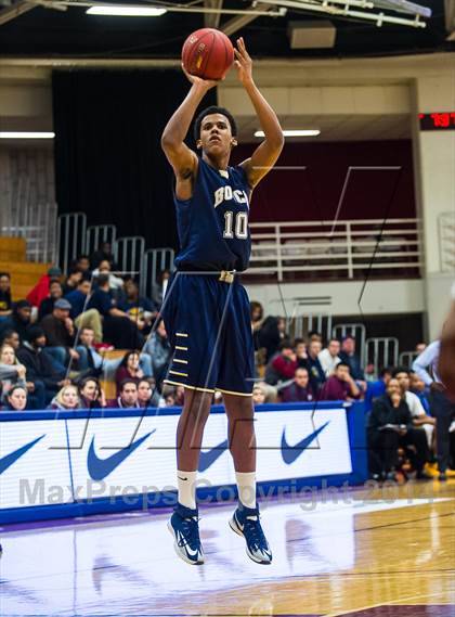 Thumbnail 3 in St. John Bosco vs. St. Frances Academy (Spalding Hoophall Classic) photogallery.