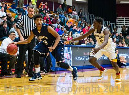 Thumbnail 1 in St. John Bosco vs. St. Frances Academy (Spalding Hoophall Classic) photogallery.