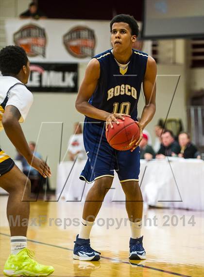 Thumbnail 2 in St. John Bosco vs. St. Frances Academy (Spalding Hoophall Classic) photogallery.