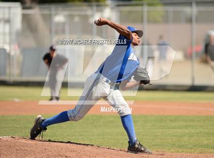 Thumbnail 3 in Madison vs. Rancho Bernardo (67th Annual San Diego Lions Tournament) photogallery.