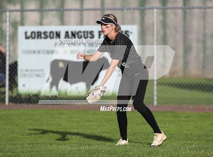 Thumbnail 3 in Athens vs. Central Columbia (PIAA D4 Class 4A Final) photogallery.