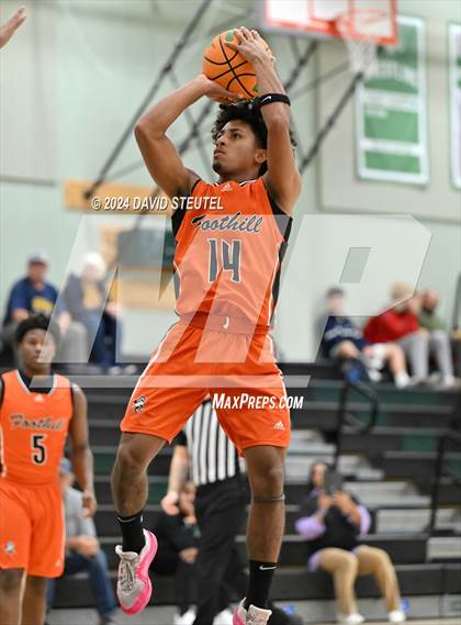 Thumbnail 3 in Foothill vs. Las Plumas (Steve Cauchi Ram Jam) photogallery.