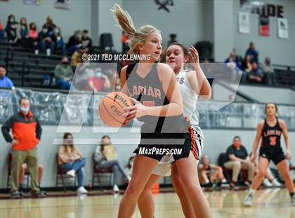 Thumbnail 2 in Lamar @ Perryville photogallery.