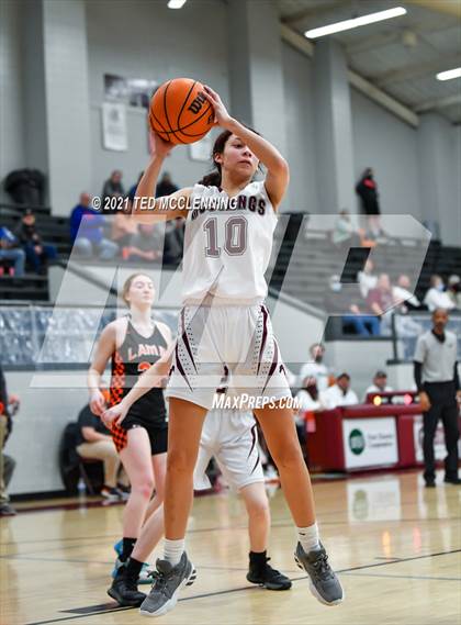 Thumbnail 3 in Lamar @ Perryville photogallery.