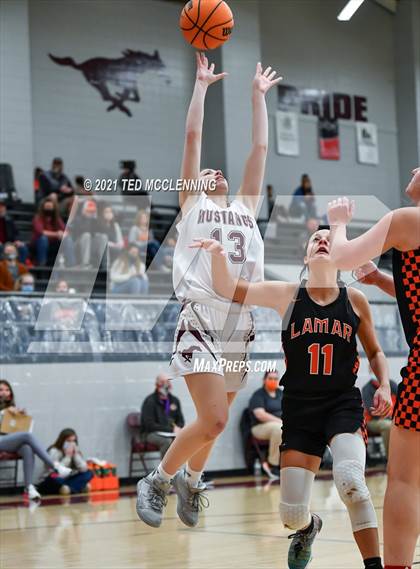 Thumbnail 3 in Lamar @ Perryville photogallery.