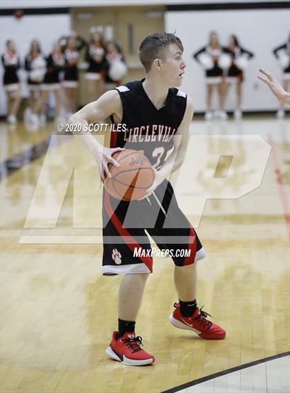 Thumbnail 1 in Circleville vs Amanda-Clearcreek photogallery.