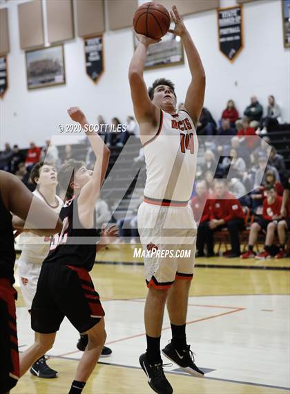 Thumbnail 2 in Circleville vs Amanda-Clearcreek photogallery.