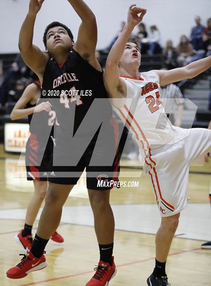 Thumbnail 1 in Circleville vs Amanda-Clearcreek photogallery.