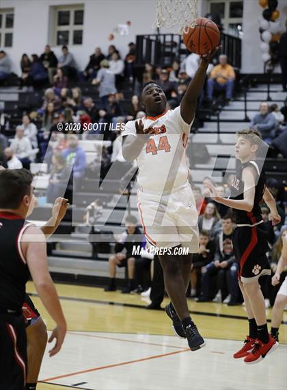 Thumbnail 3 in Circleville vs Amanda-Clearcreek photogallery.