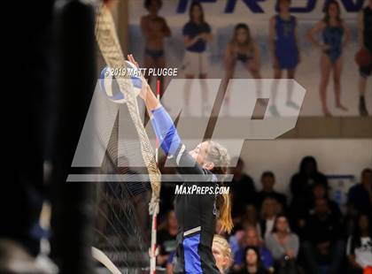 Thumbnail 1 in Bakersfield @ Frontier photogallery.