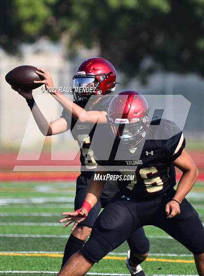 Thumbnail 2 in Warren @ Downey photogallery.