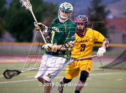 Thumbnail 2 in Royal @ Simi Valley photogallery.