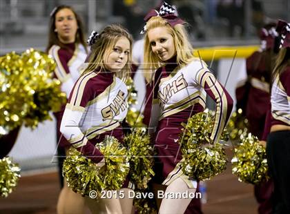 Thumbnail 3 in Royal @ Simi Valley photogallery.