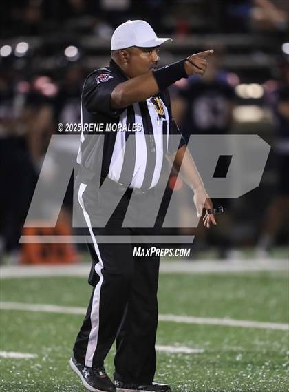 Thumbnail 3 in Western Christian vs Maranatha photogallery.
