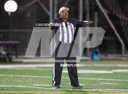 Thumbnail 2 in Western Christian vs Maranatha photogallery.