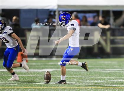 Thumbnail 2 in Western Christian vs Maranatha photogallery.