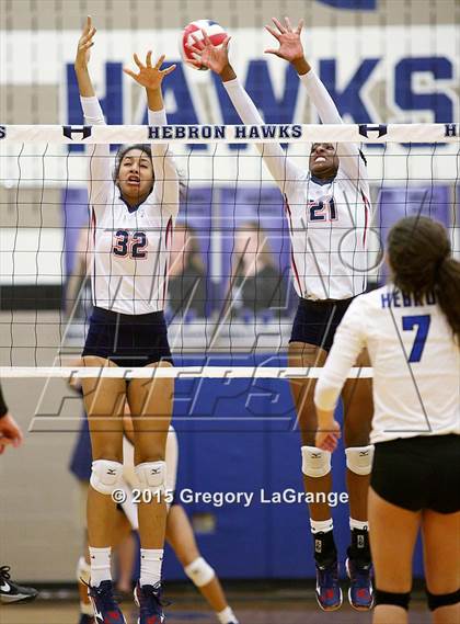 Thumbnail 2 in Allen vs Hebron photogallery.