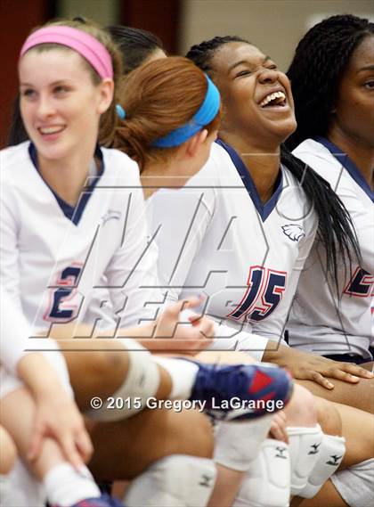 Thumbnail 2 in Allen vs Hebron photogallery.