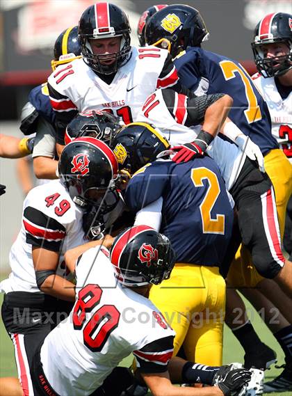 Thumbnail 3 in Walnut Hills vs. Oak Hills (Crosstown Showdown) photogallery.