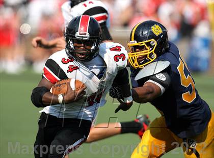 Thumbnail 1 in Walnut Hills vs. Oak Hills (Crosstown Showdown) photogallery.