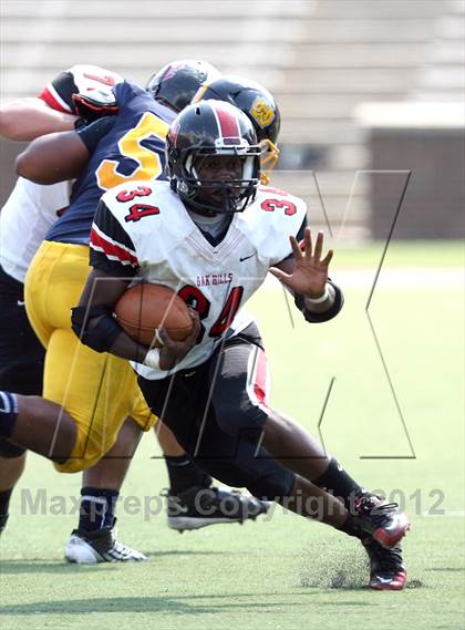Thumbnail 2 in Walnut Hills vs. Oak Hills (Crosstown Showdown) photogallery.