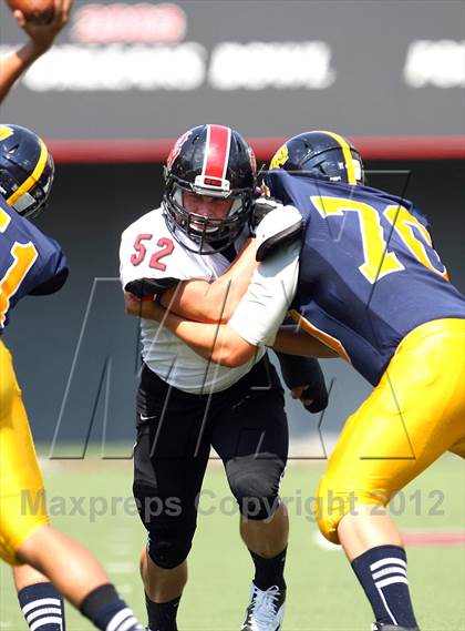 Thumbnail 2 in Walnut Hills vs. Oak Hills (Crosstown Showdown) photogallery.