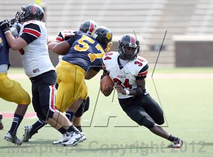 Thumbnail 1 in Walnut Hills vs. Oak Hills (Crosstown Showdown) photogallery.