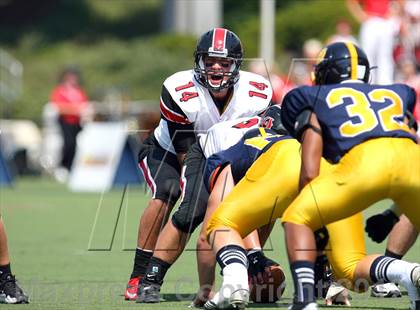 Thumbnail 3 in Walnut Hills vs. Oak Hills (Crosstown Showdown) photogallery.
