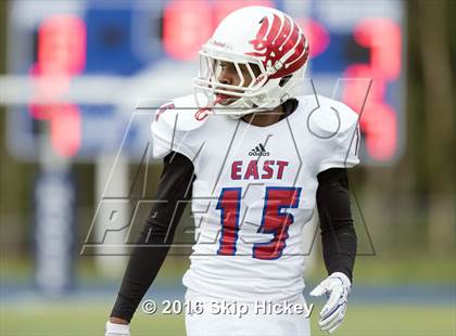 Thumbnail 2 in East vs. Palmer photogallery.