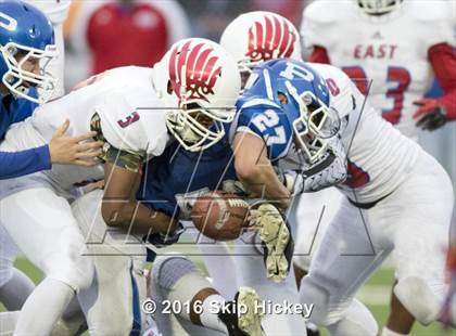 Thumbnail 2 in East vs. Palmer photogallery.