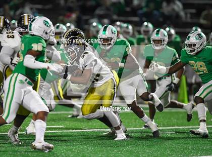 Thumbnail 2 in Buford vs. Carrollton (GHSA 6A Quarterfinal Playoff) photogallery.