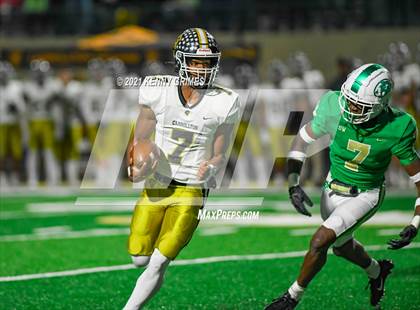 Thumbnail 3 in Buford vs. Carrollton (GHSA 6A Quarterfinal Playoff) photogallery.