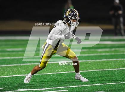 Thumbnail 1 in Buford vs. Carrollton (GHSA 6A Quarterfinal Playoff) photogallery.