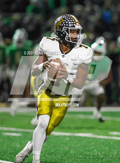 Thumbnail 1 in Buford vs. Carrollton (GHSA 6A Quarterfinal Playoff) photogallery.