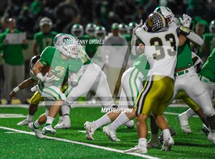 Thumbnail 2 in Buford vs. Carrollton (GHSA 6A Quarterfinal Playoff) photogallery.