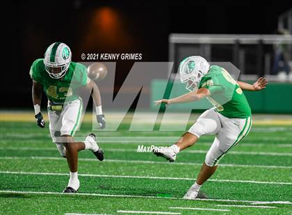 Thumbnail 1 in Buford vs. Carrollton (GHSA 6A Quarterfinal Playoff) photogallery.