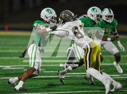 Thumbnail 1 in Buford vs. Carrollton (GHSA 6A Quarterfinal Playoff) photogallery.