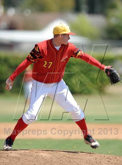 Thumbnail 1 in Calvert Hall vs. Orange Lutheran (Hard 9 National Classic) photogallery.