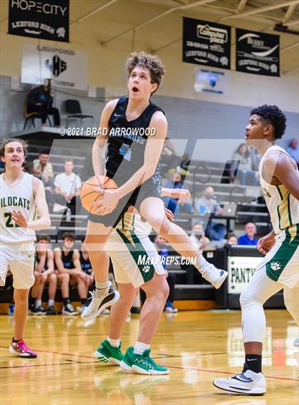 Thumbnail 1 in Eastern Randolph vs Oak Grove (Davidson-Randolph Christmas Classic) photogallery.