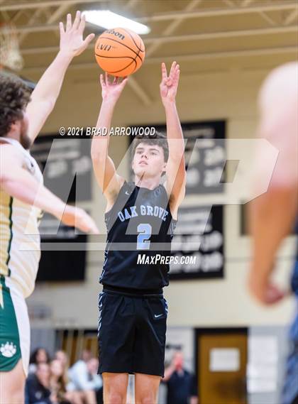 Thumbnail 2 in Eastern Randolph vs Oak Grove (Davidson-Randolph Christmas Classic) photogallery.