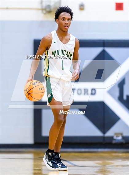 Thumbnail 2 in Eastern Randolph vs Oak Grove (Davidson-Randolph Christmas Classic) photogallery.